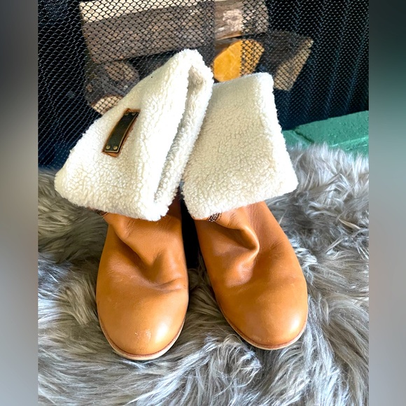 B. MAKOWSKY Camel Leather/Sheepskin ANKLE BOOTS - Picture 7 of 7